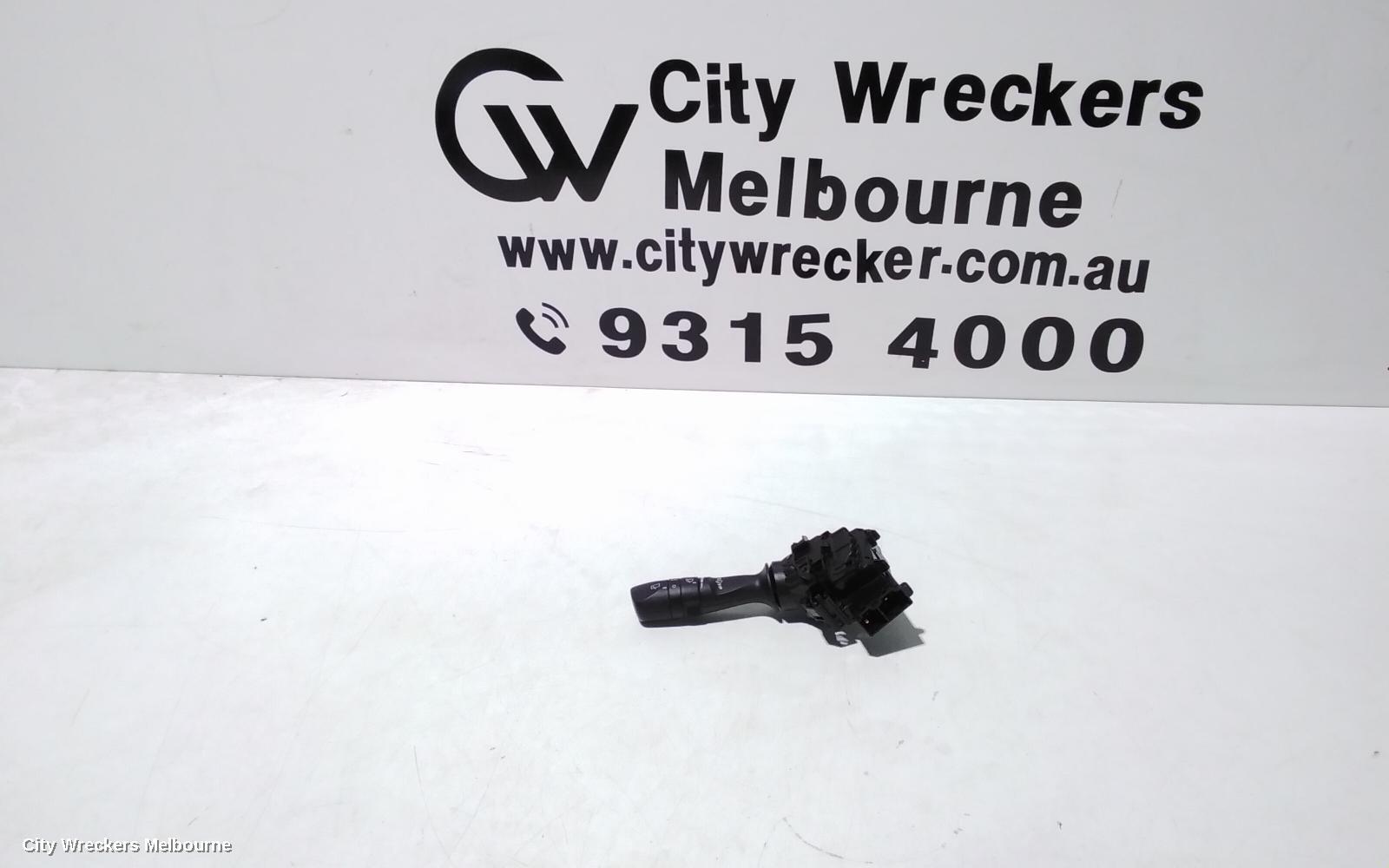 TOYOTA KLUGER 2014 Combination Switch