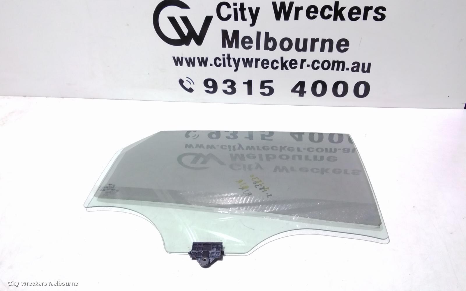 HYUNDAI I30 2017 Right Rear Door Window