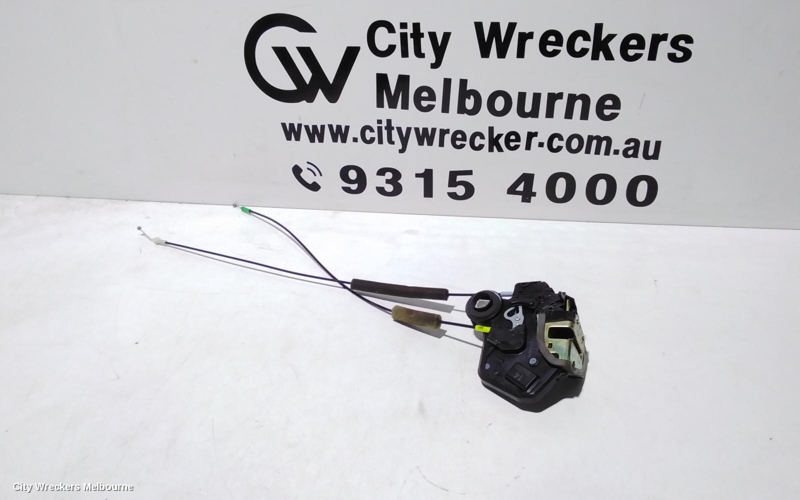 LEXUS ES300 (92-05) 2005 Door/Boot/Gate Lock