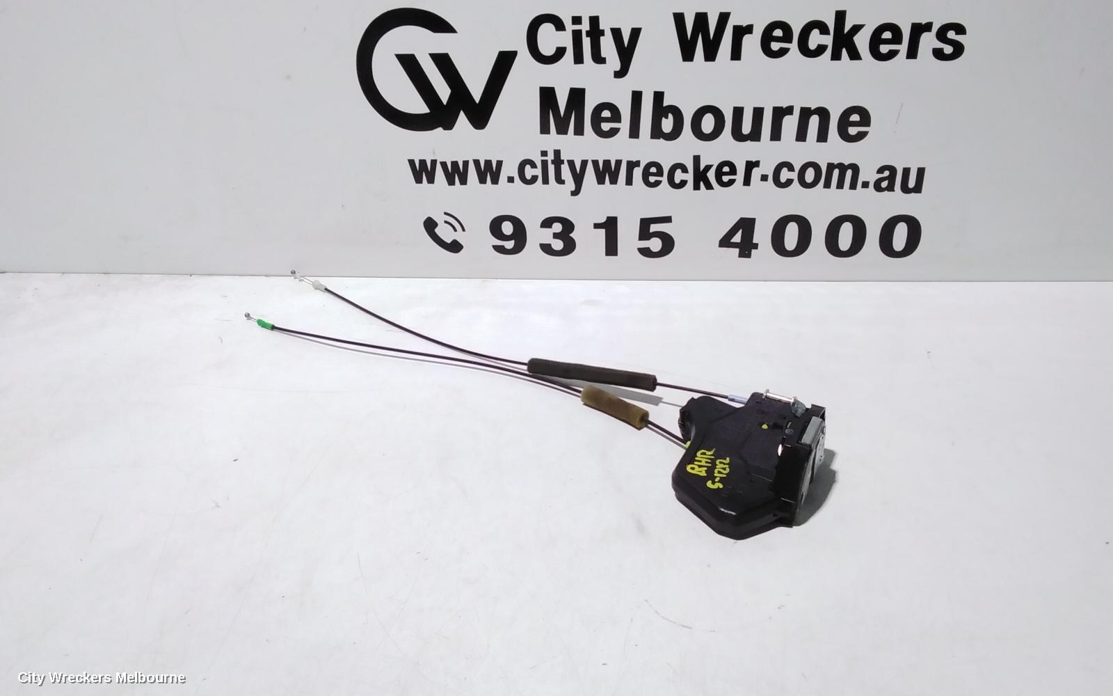 LEXUS ES300 (92-05) 2005 Door/Boot/Gate Lock