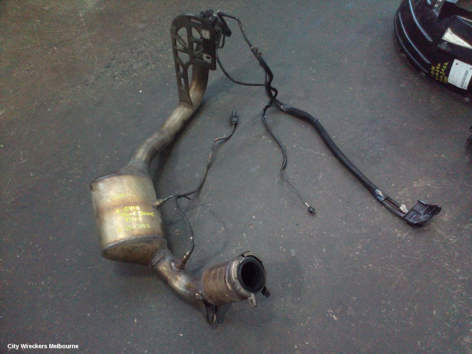 CHRYSLER 300C 2006 Catalytic Converter
