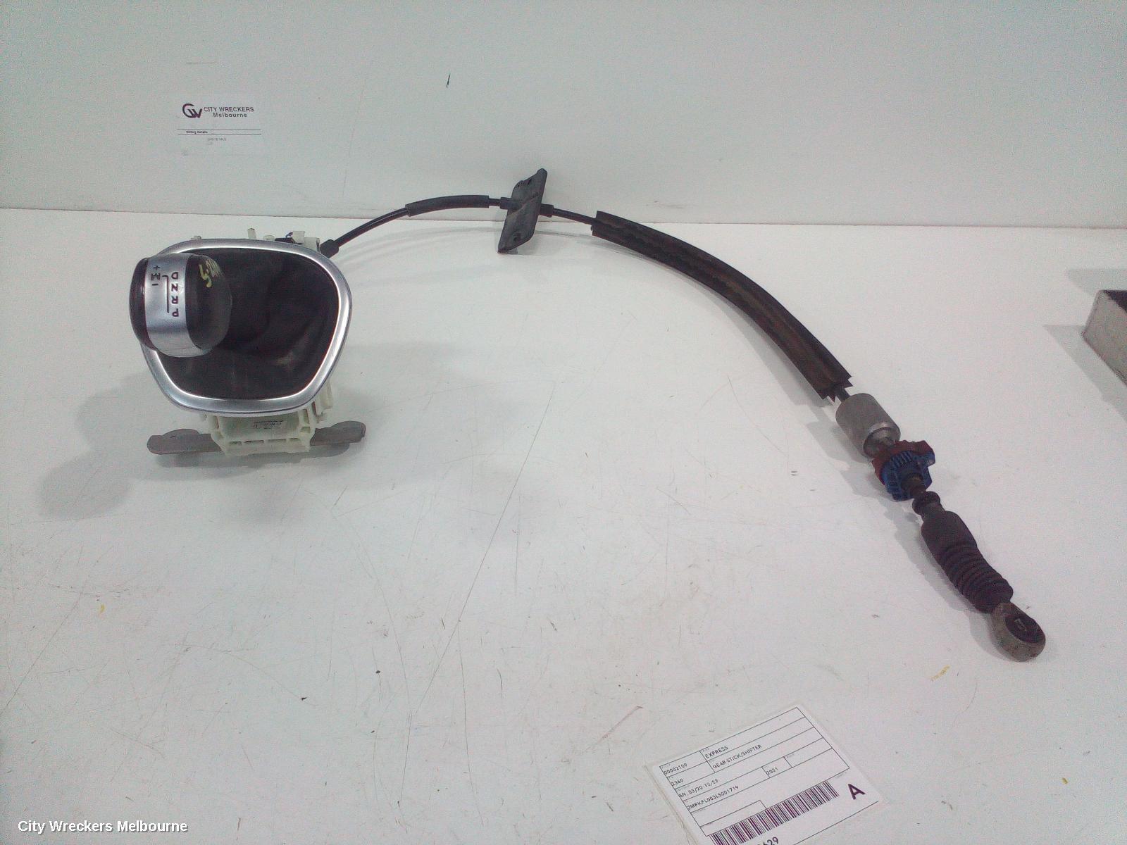 MITSUBISHI EXPRESS 2021 Gear Stick/Shifter