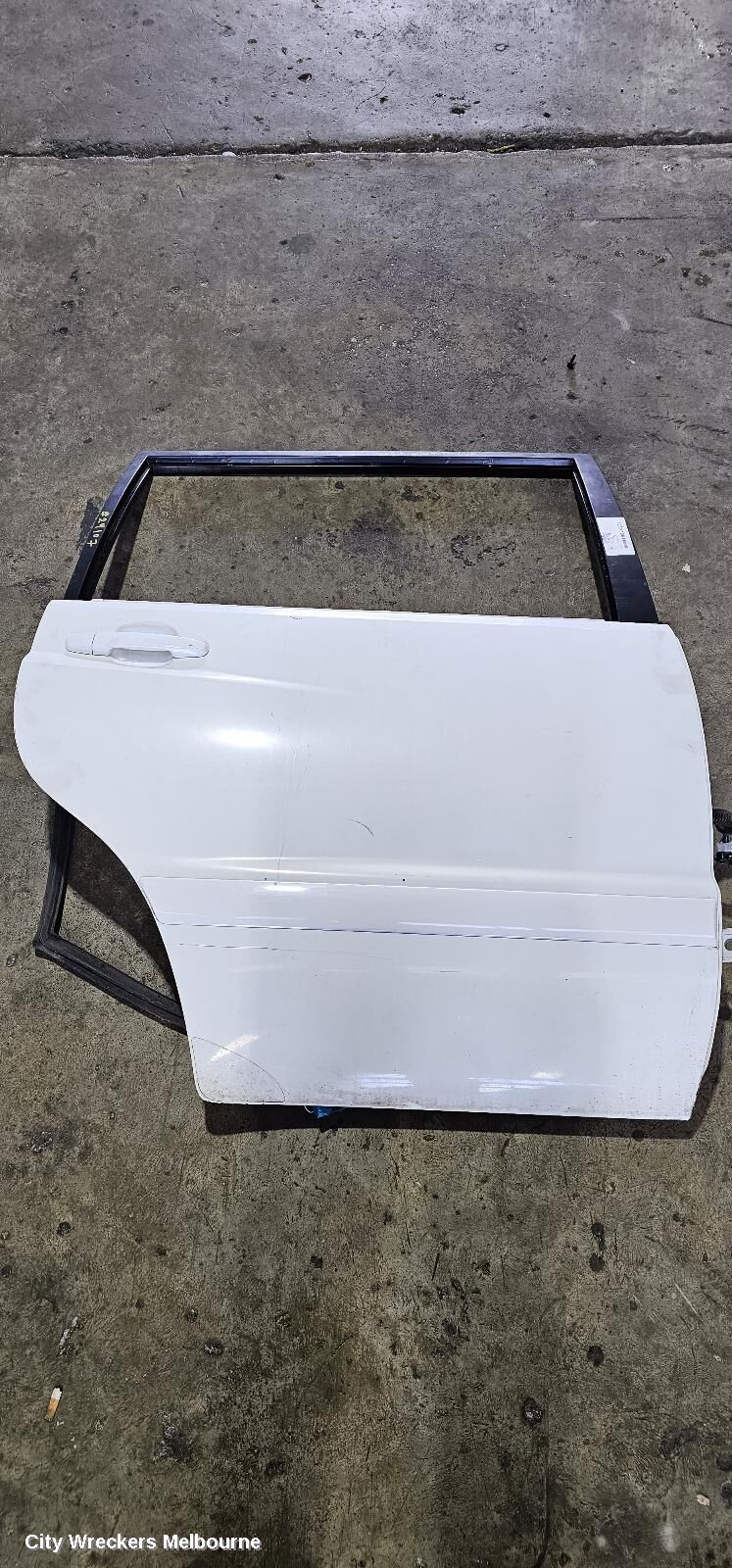 TOYOTA KLUGER 2005 Right Rear Door