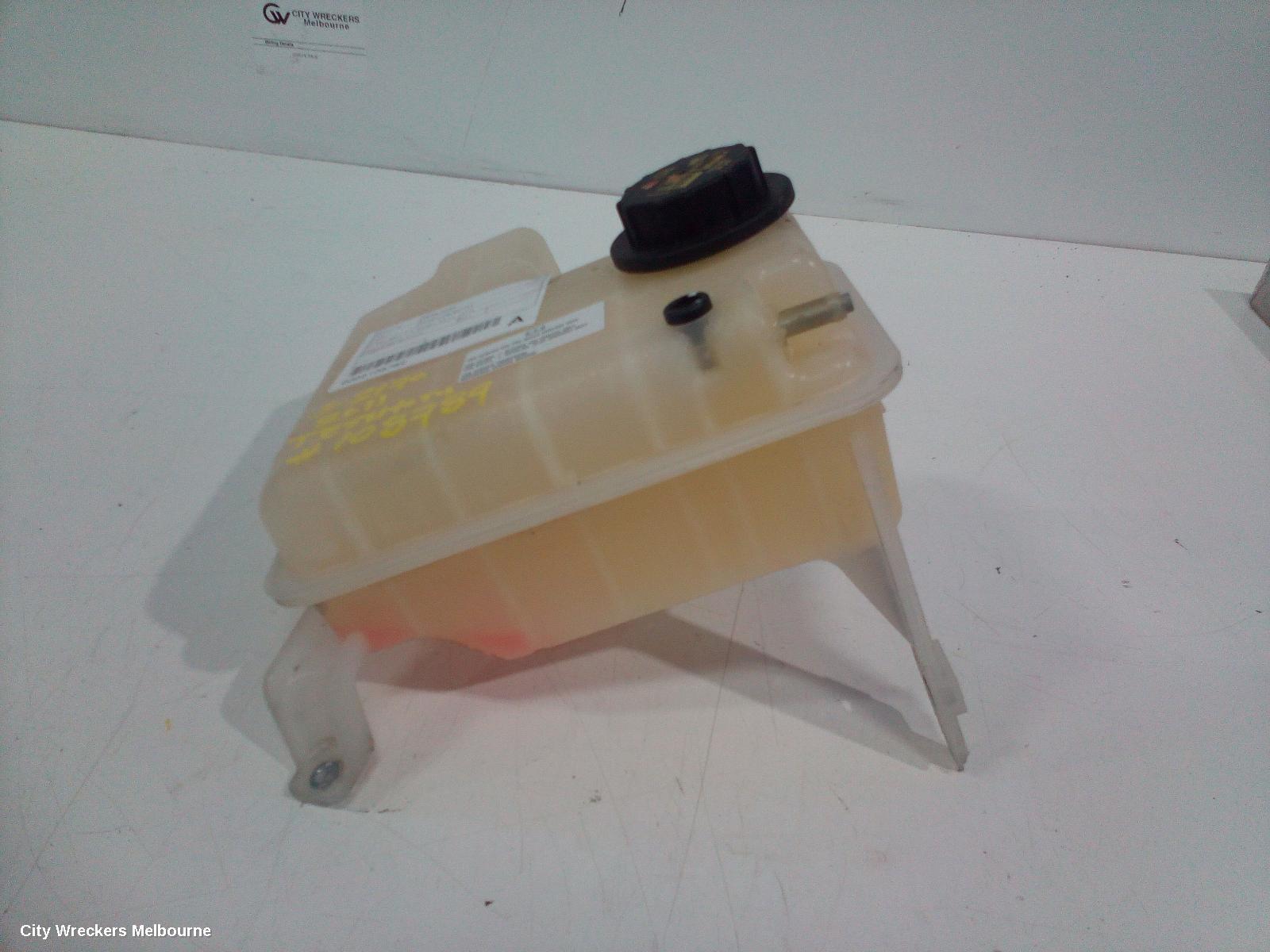 FORD TERRITORY 2011 Overflow Bottle