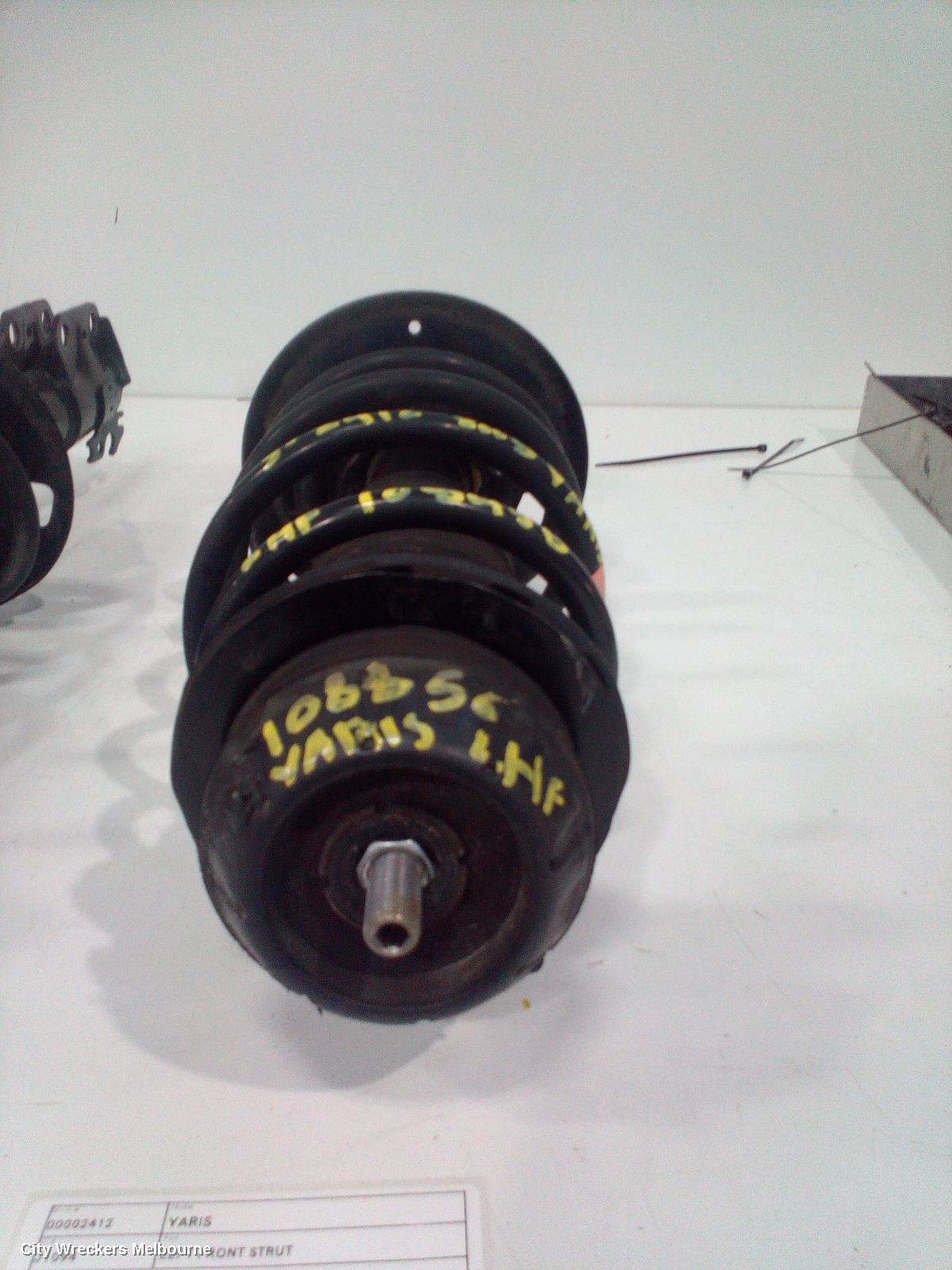 TOYOTA YARIS 2008 Left Front Strut