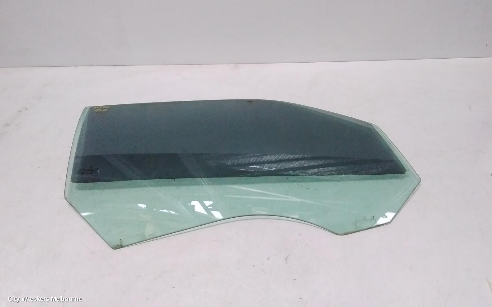 CHRYSLER 300C 2006 Right Front Door Window