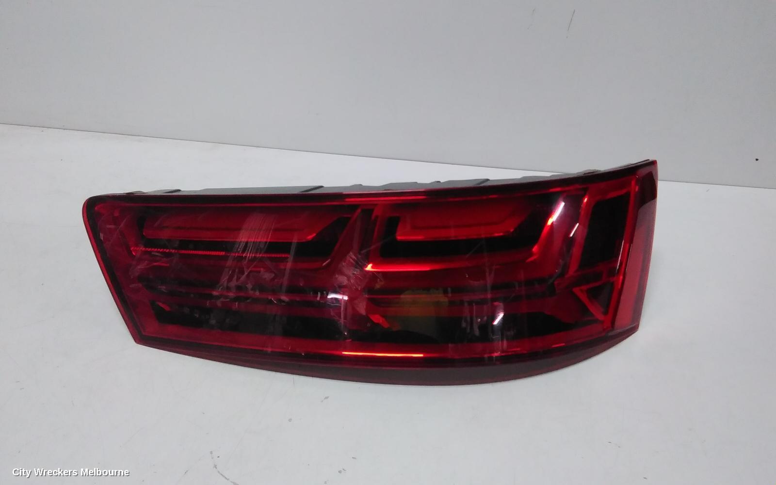 AUDI Q7 2019 Right Taillight