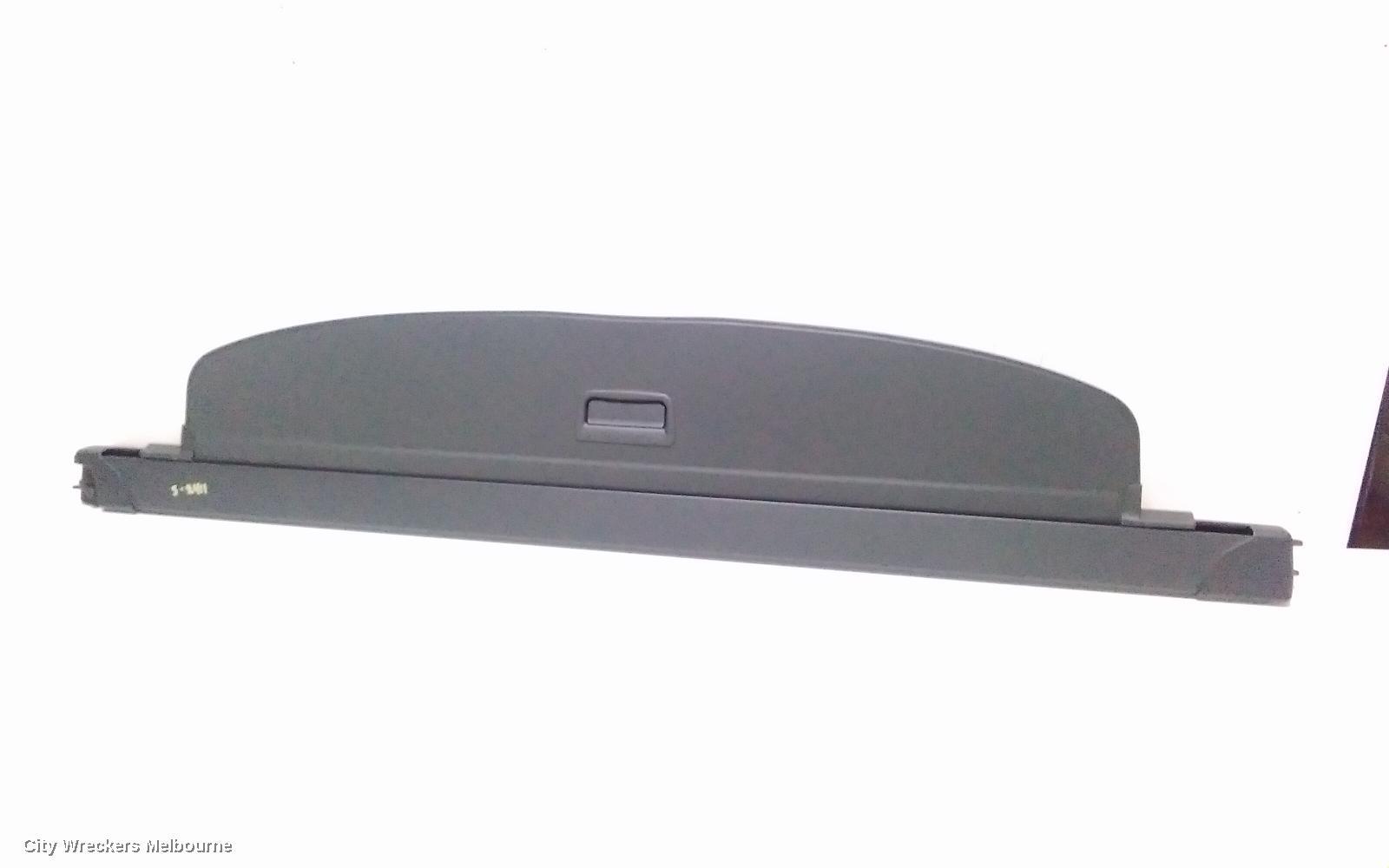 AUDI Q7 2019 Parcel Shelf