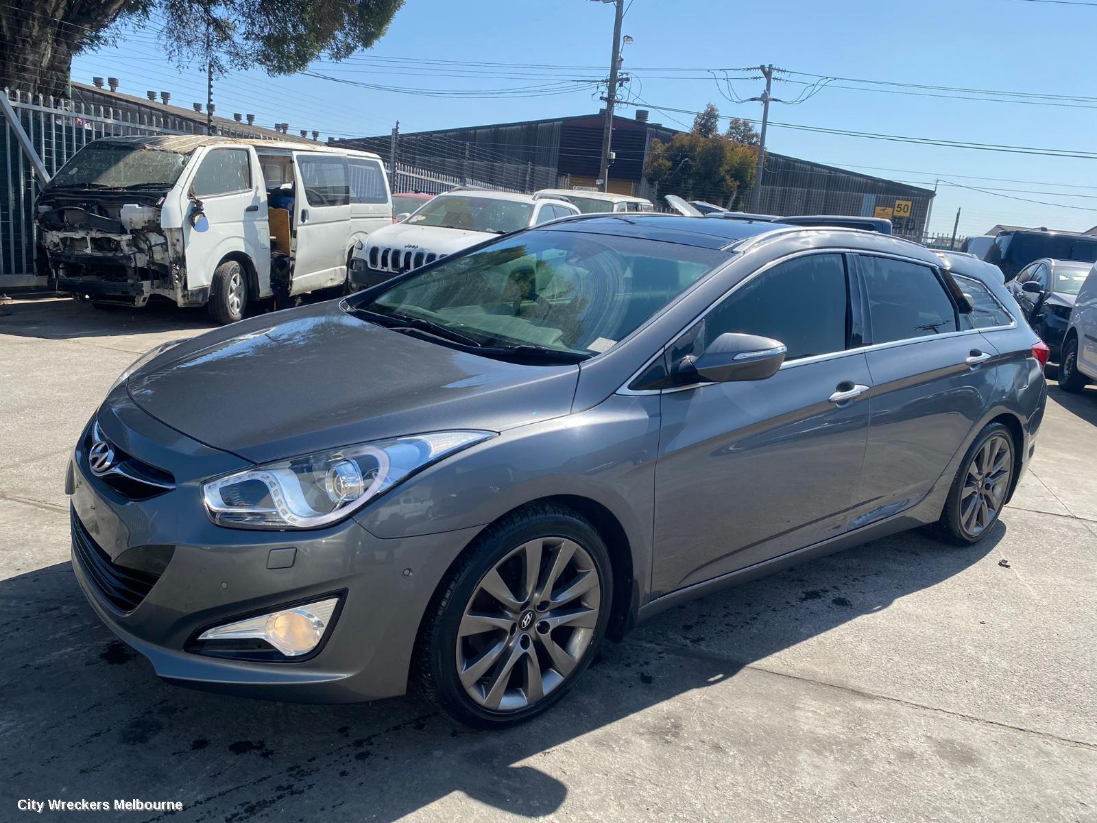 HYUNDAI I40 2014 Right Rear Door