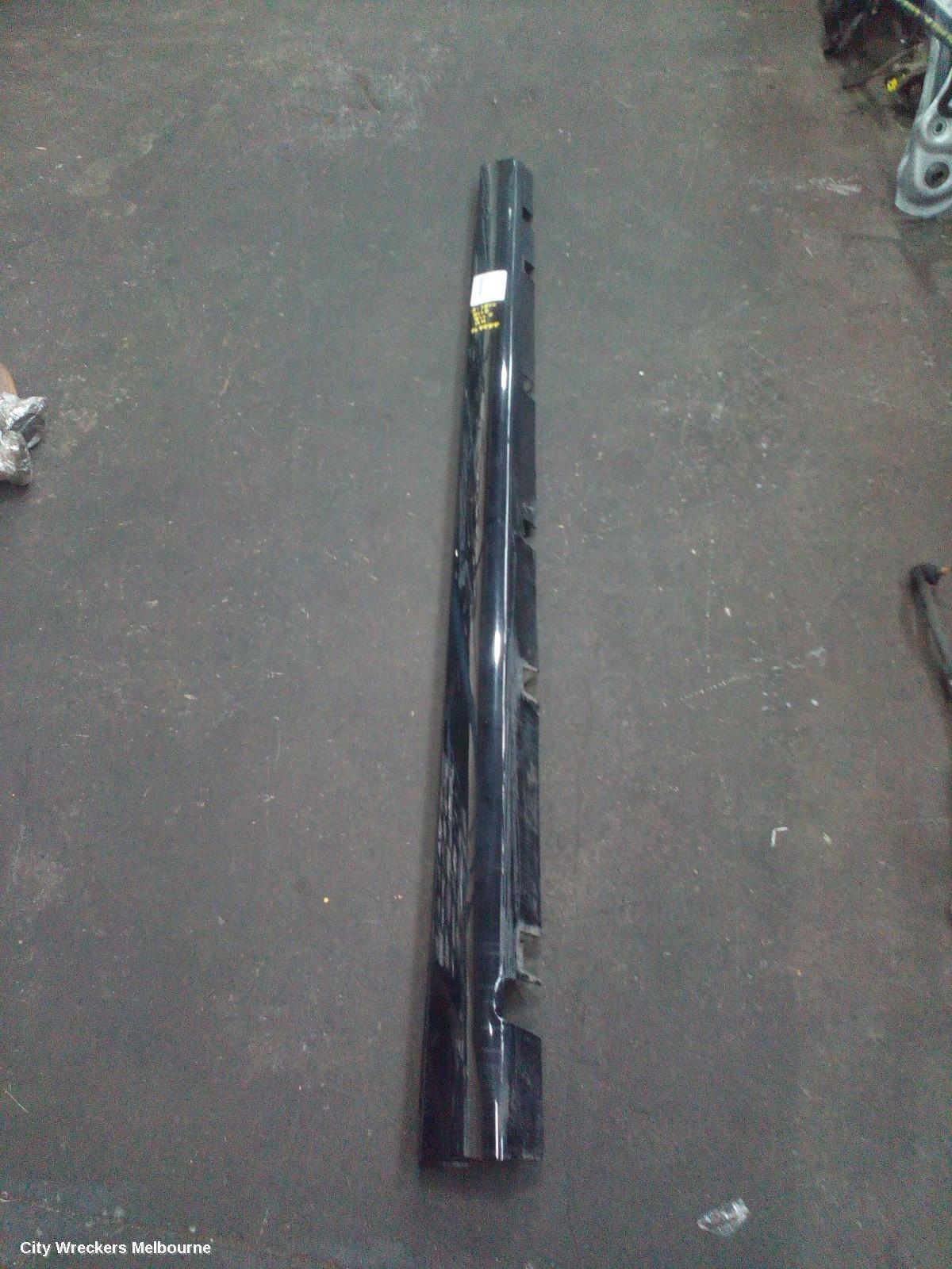 CHRYSLER 300C 2013 Side Step/Skirt
