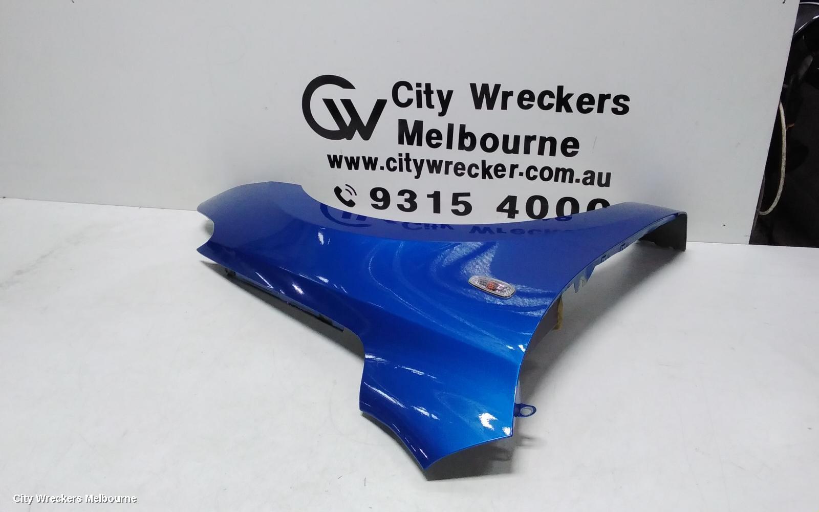 HYUNDAI I30 2008 Right Guard