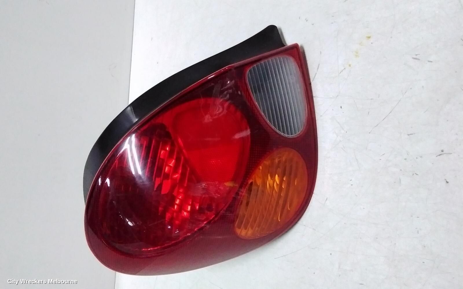 TOYOTA COROLLA 2001 Left Taillight