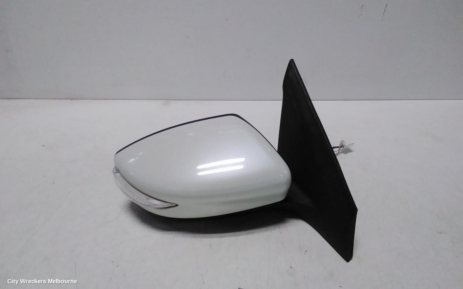 NISSAN PULSAR 2013 Right Door Mirror