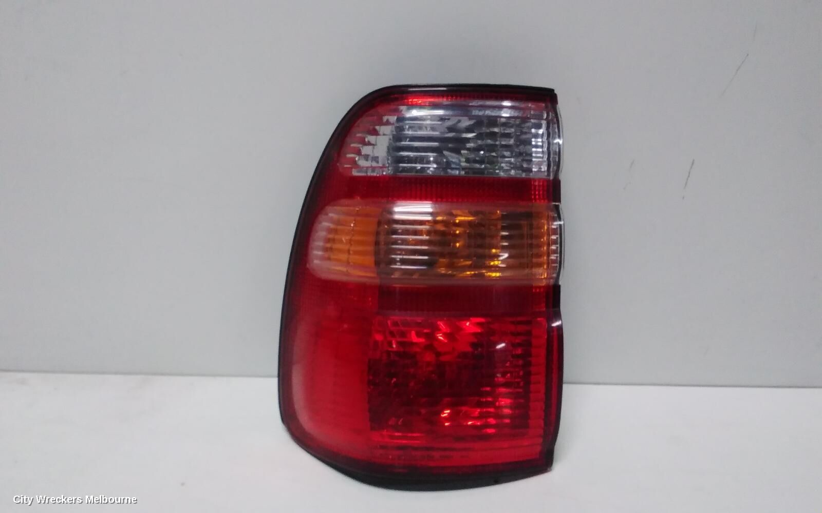 TOYOTA LANDCRUISER 1998 Left Taillight
