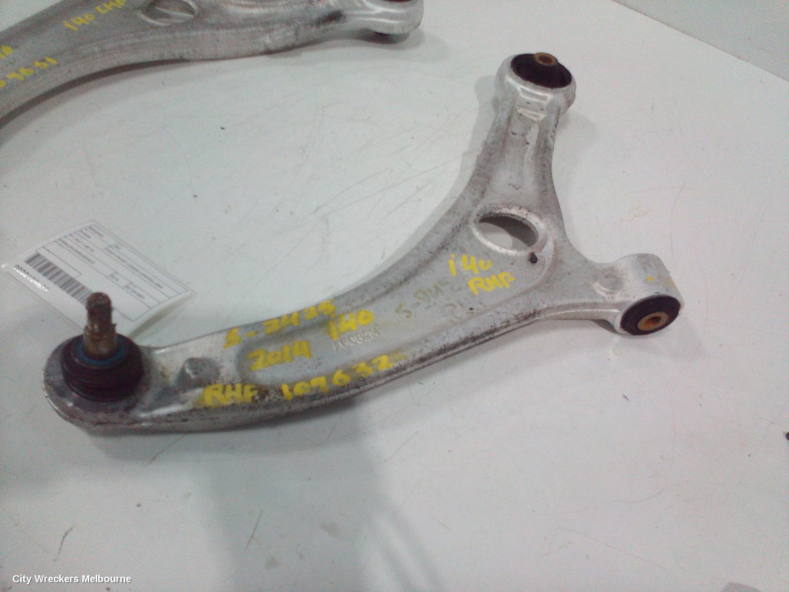 HYUNDAI I40 2014 Right Front Lower Control Arm