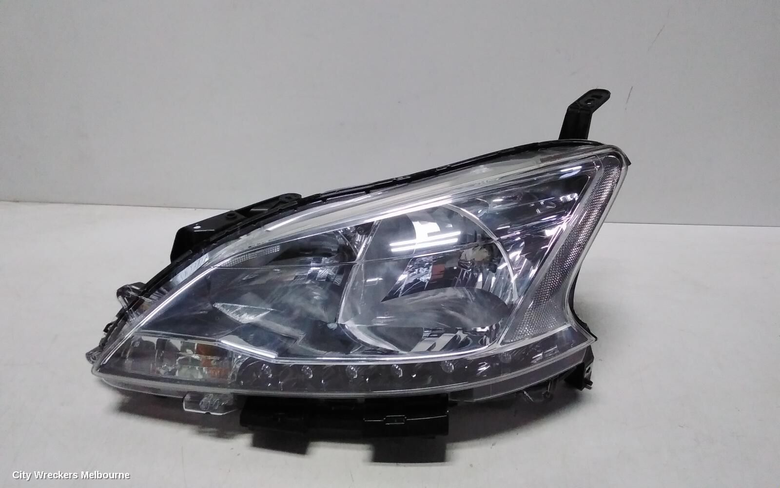 NISSAN PULSAR 2013 Left Headlamp