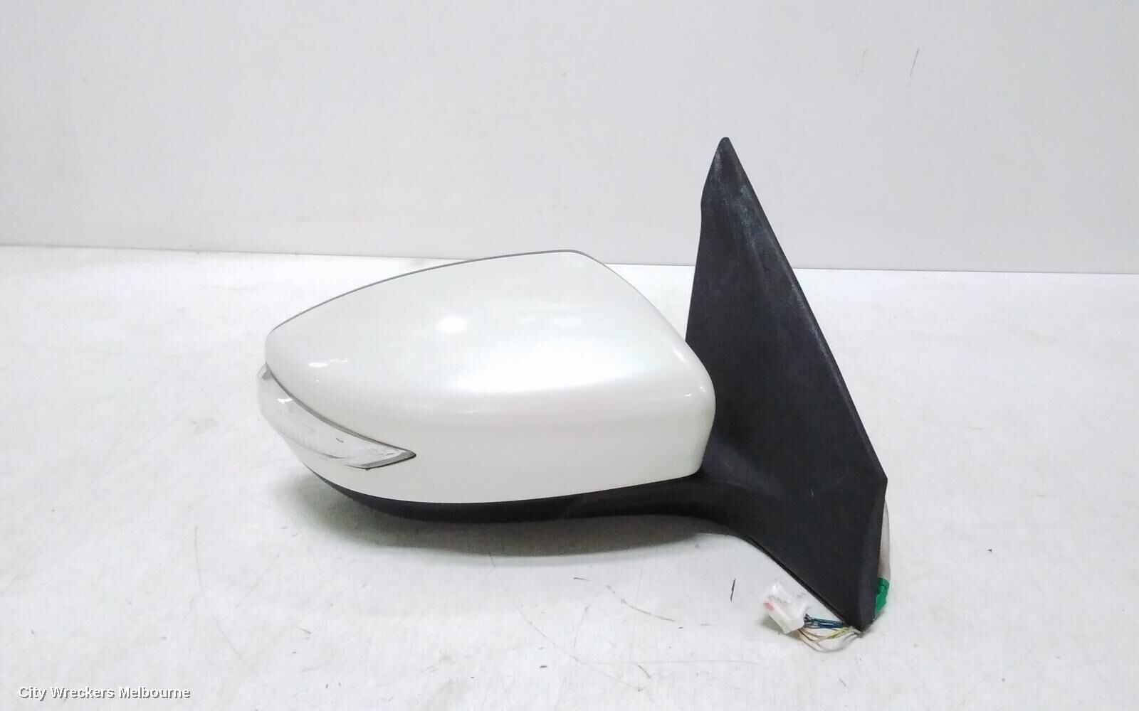 NISSAN PULSAR 2013 Right Door Mirror