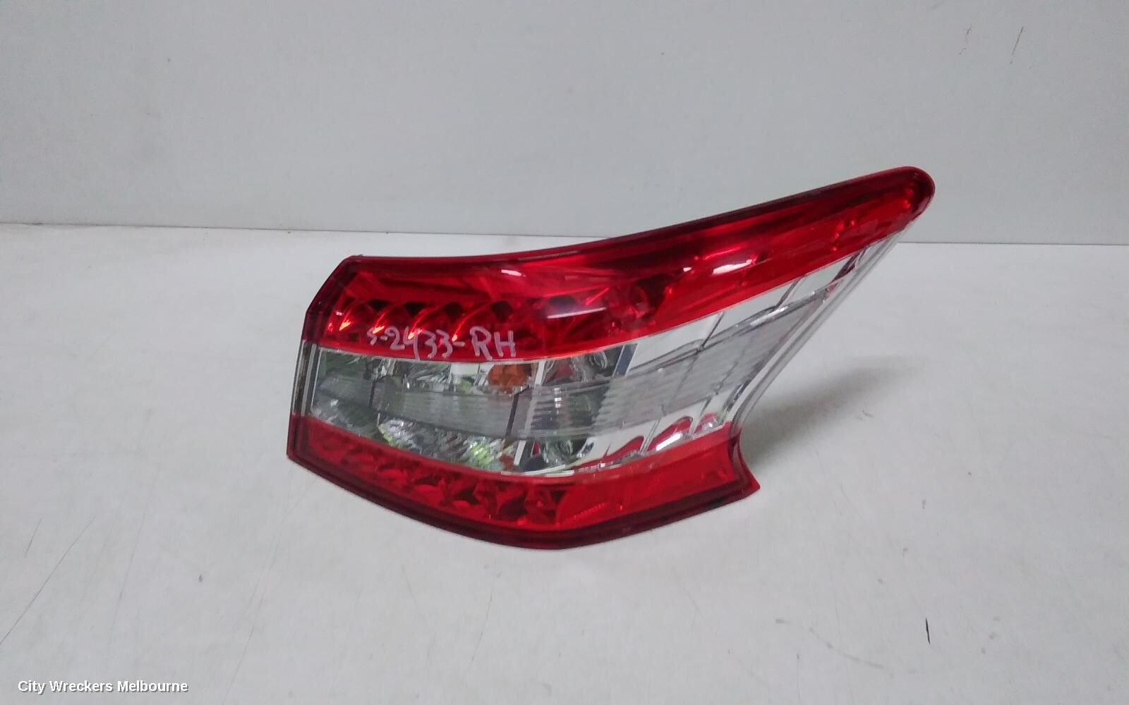 NISSAN PULSAR 2013 Right Taillight