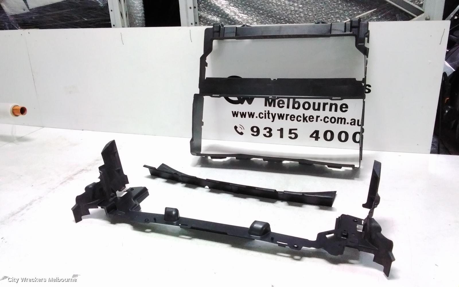 LAND ROVER RANGEROVER SPORT 2015 Misc Bracket
