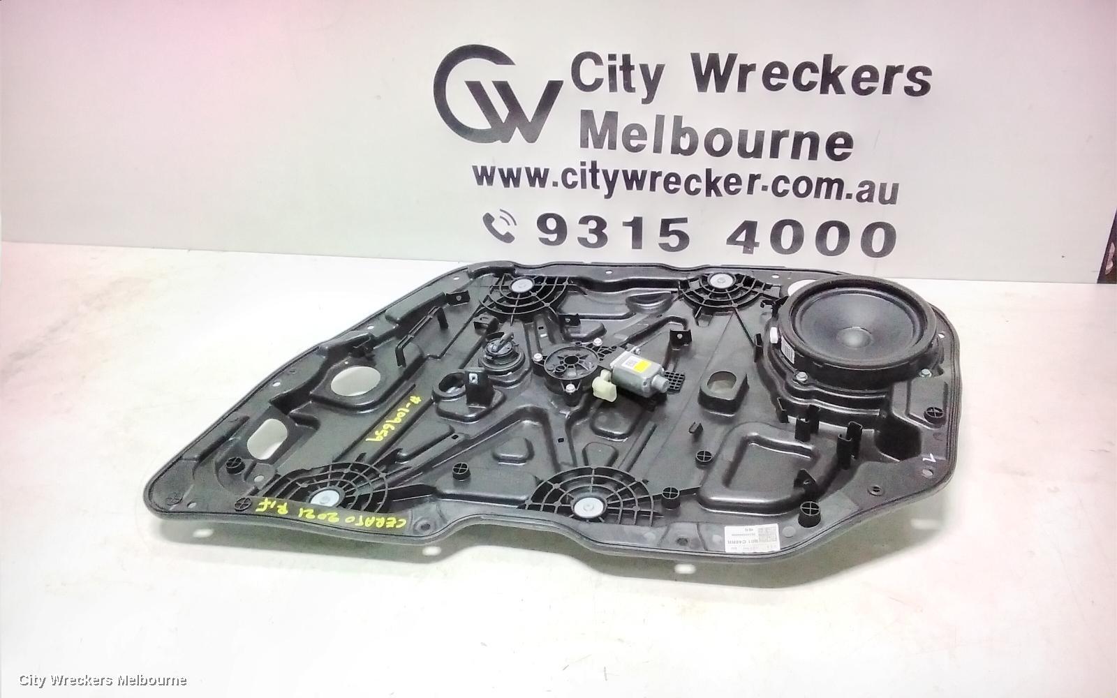 KIA CERATO 2021 Right Front Window Reg/Motor