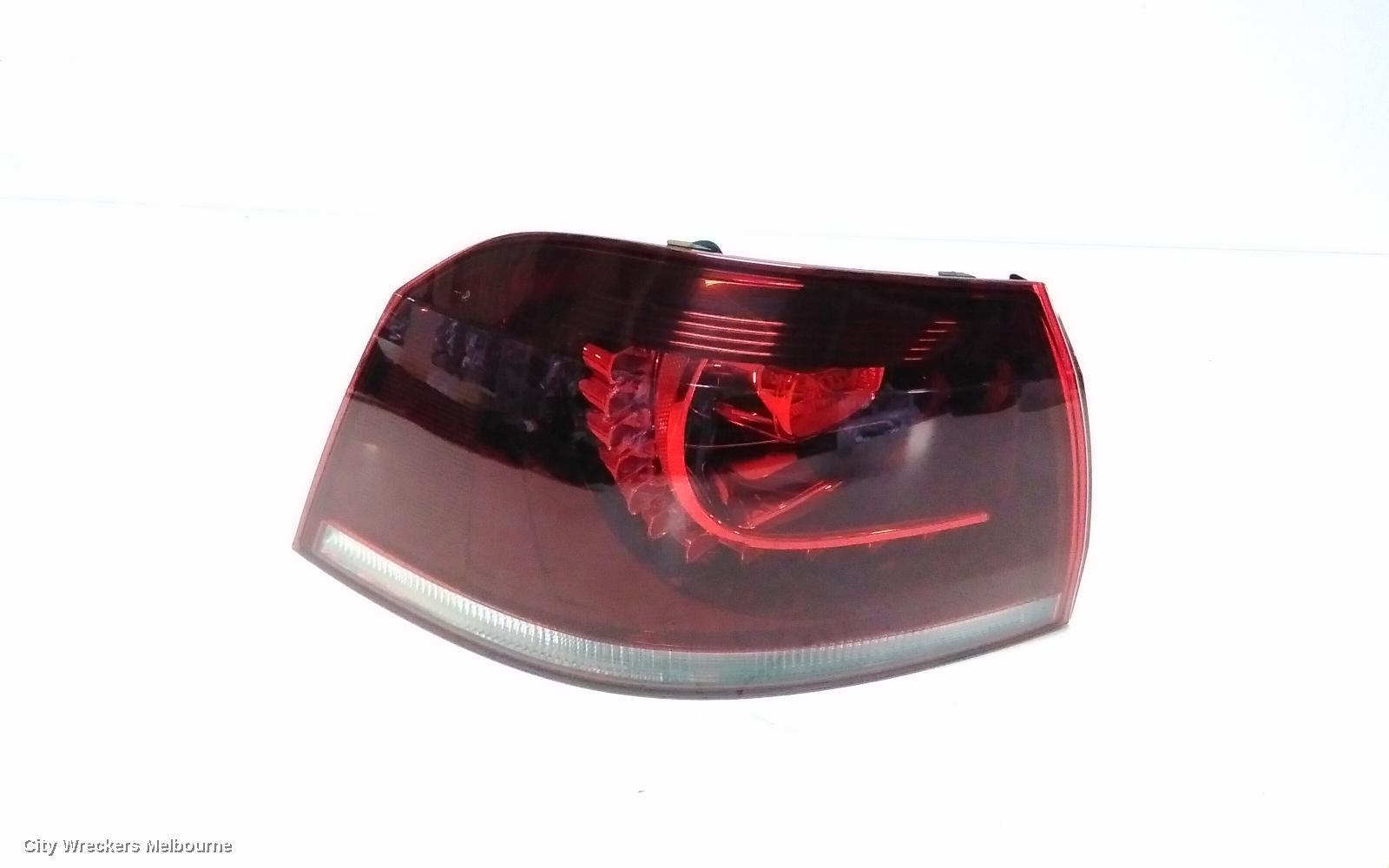 VOLKSWAGEN GOLF 2012 Left Taillight