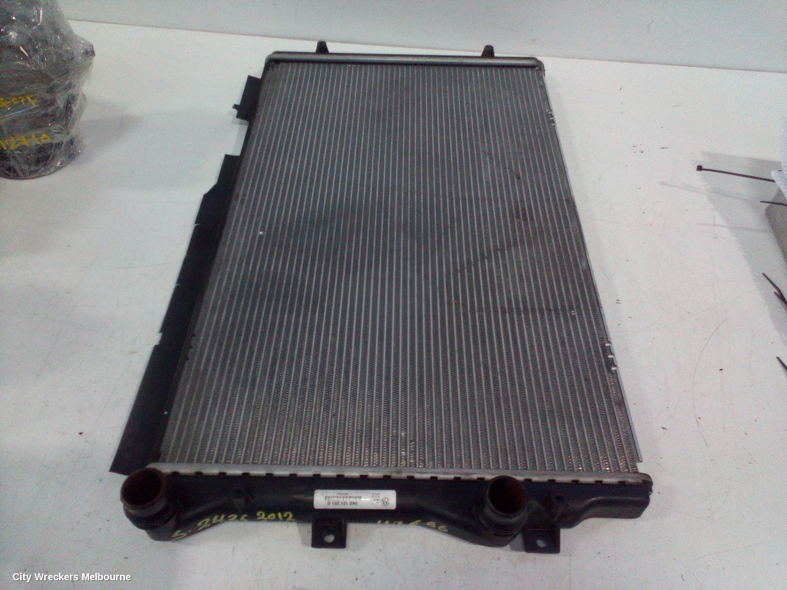VOLKSWAGEN GOLF 2012 Radiator