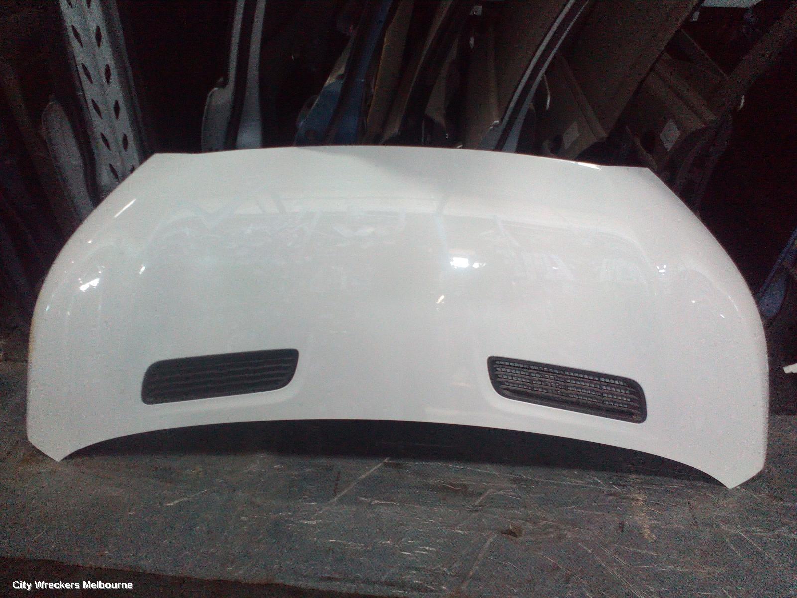 LDV DELIVER 9 2021 Bonnet