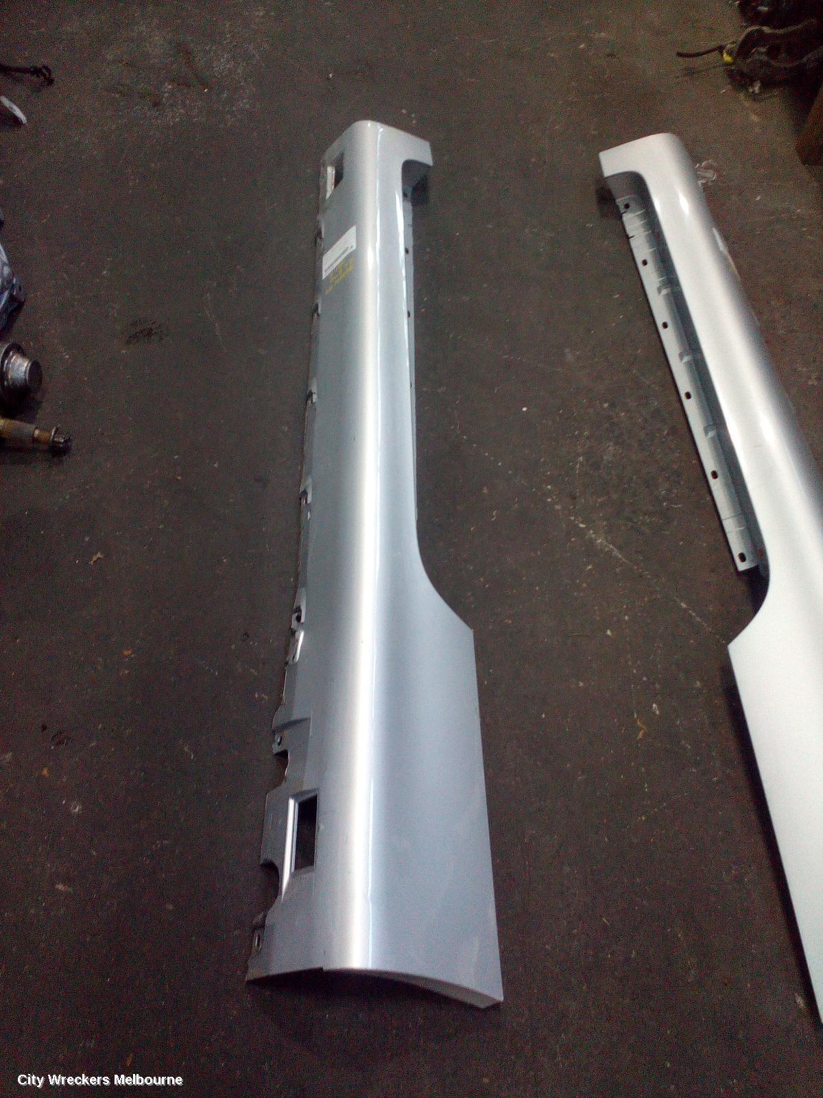 AUDI TT 2008 Side Step/Skirt