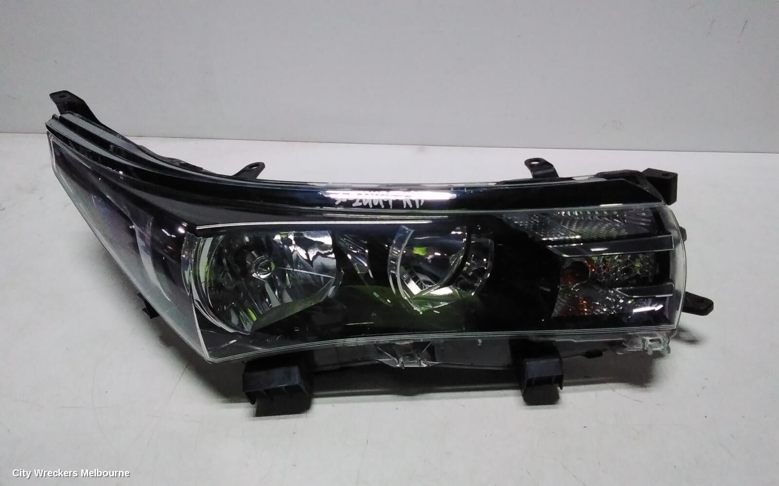 TOYOTA COROLLA 2015 Right Headlamp