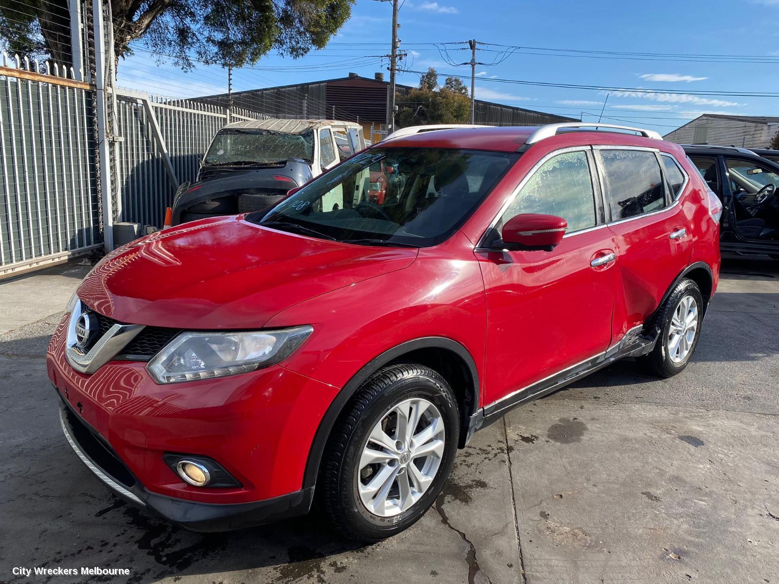 NISSAN XTRAIL 2015 Fan