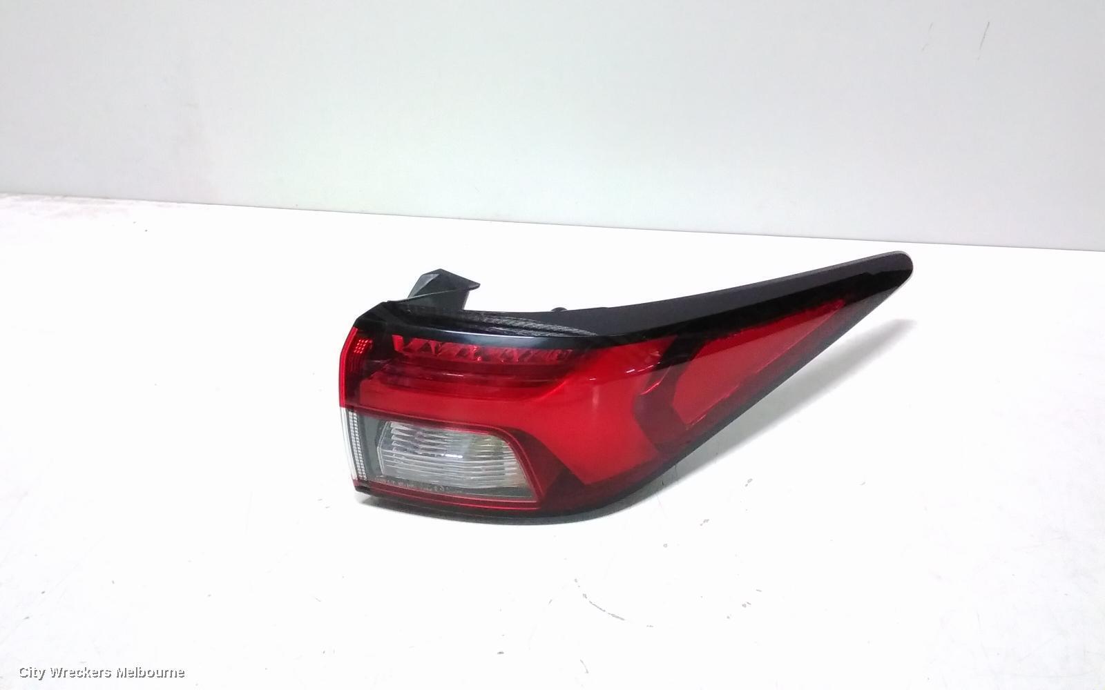 MITSUBISHI OUTLANDER 2022 Right Taillight