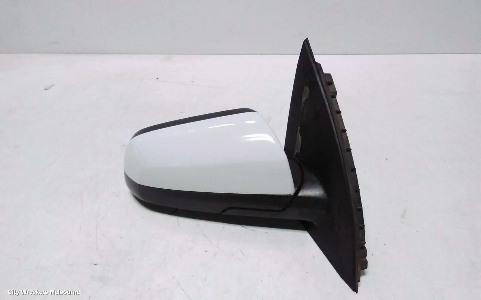 HOLDEN COMMODORE 2014 Right Door Mirror