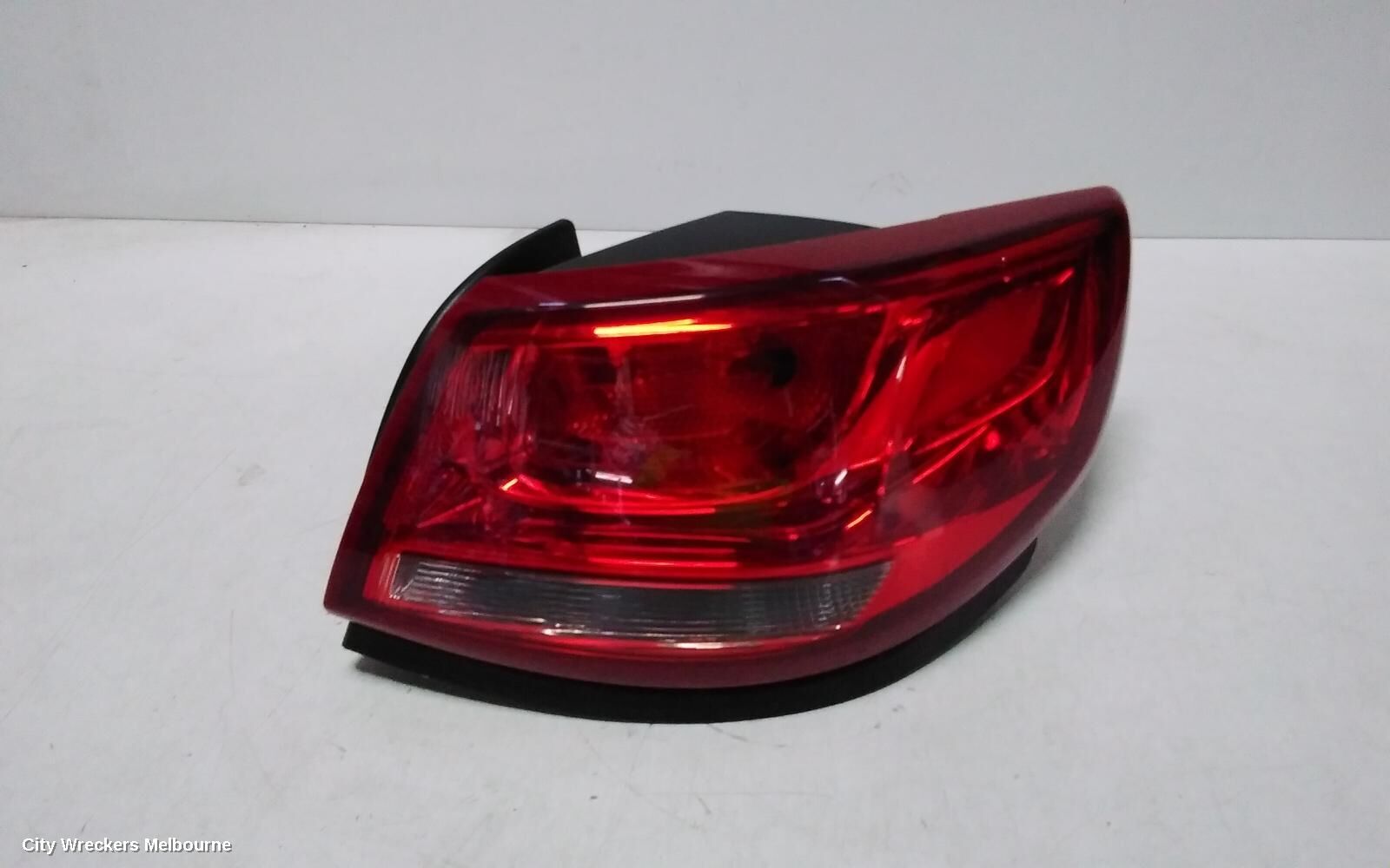 HOLDEN COMMODORE 2014 Right Taillight