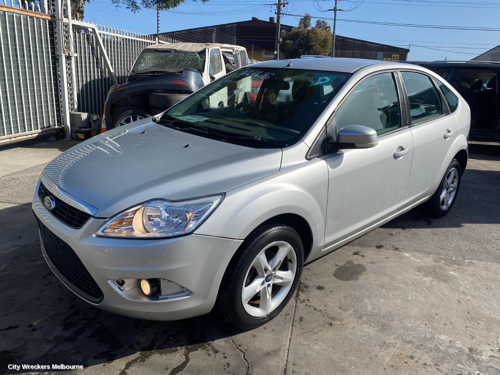 FORD FOCUS 2011 Parcel Shelf