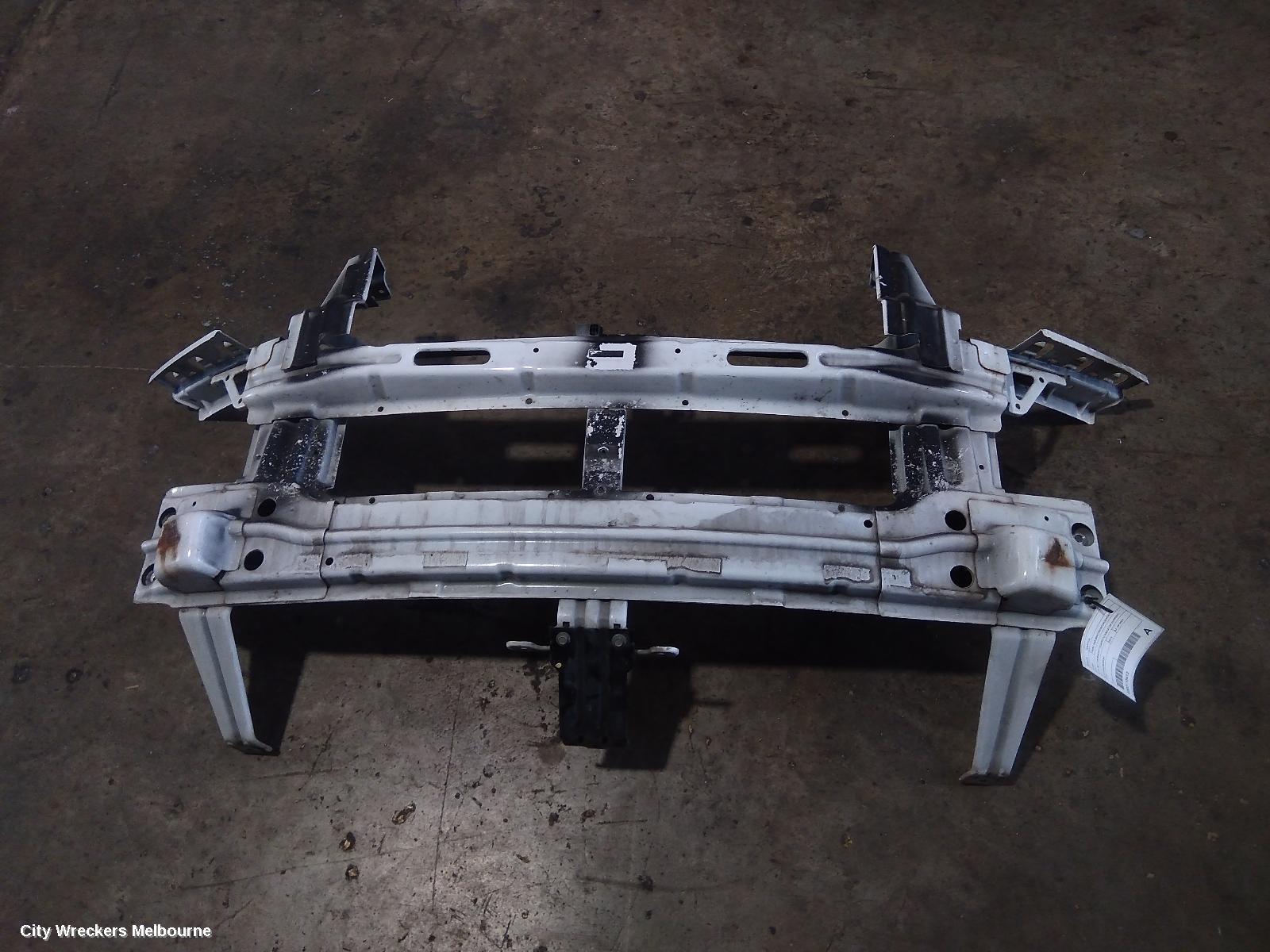 HOLDEN CAPTIVA 2014 F/Bar Reinforc/Brack