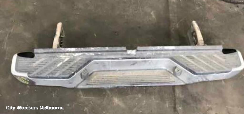 NISSAN NAVARA 2007 Rear Bumper