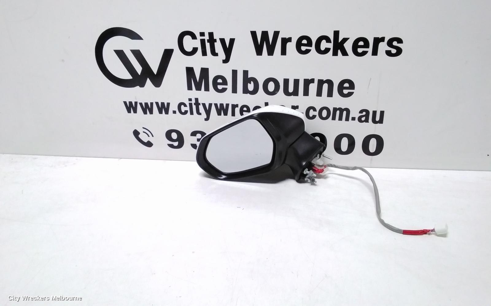 TOYOTA COROLLA 2020 Left Door Mirror