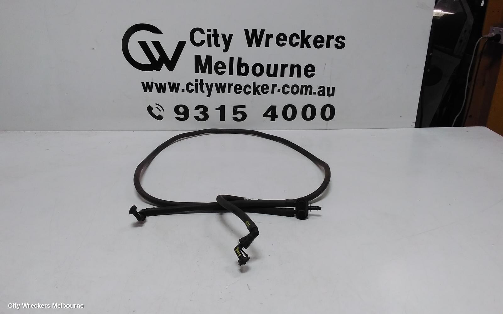 JEEP CHEROKEE 2014 Washer Jet
