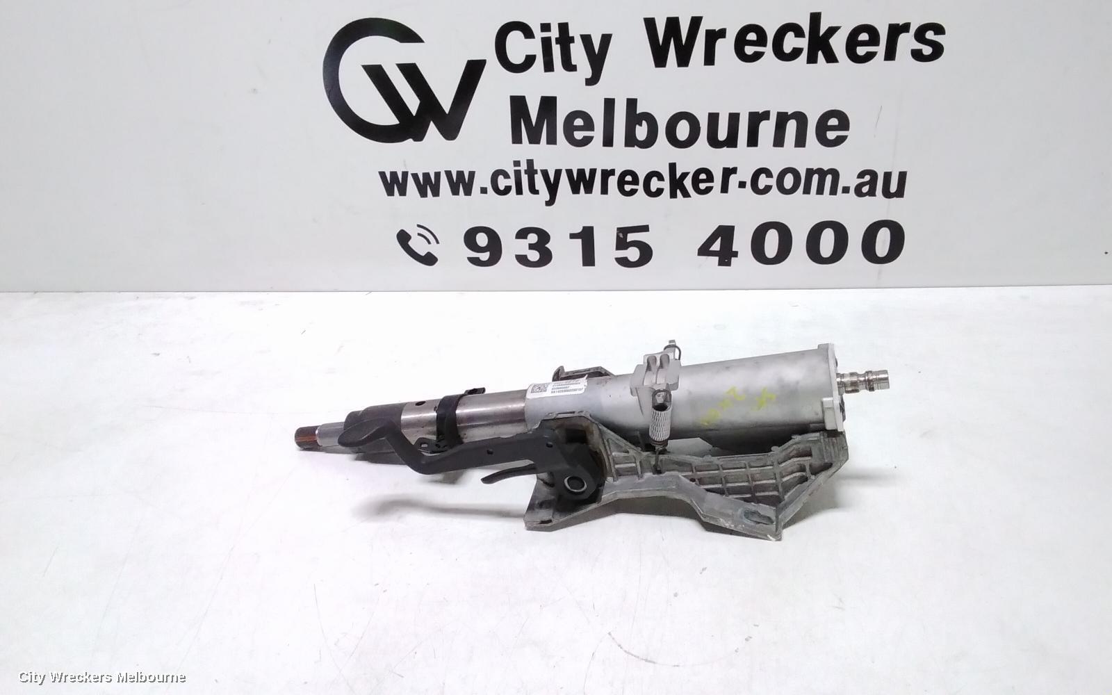 HOLDEN COMMODORE 2014 Column