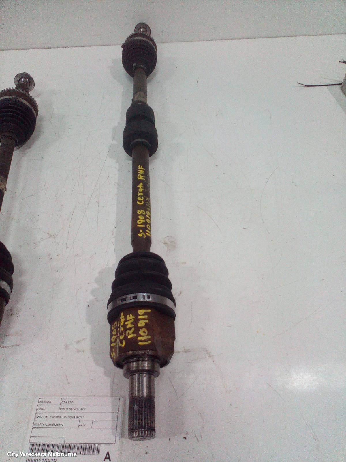 KIA CERATO 2010 Right Driveshaft