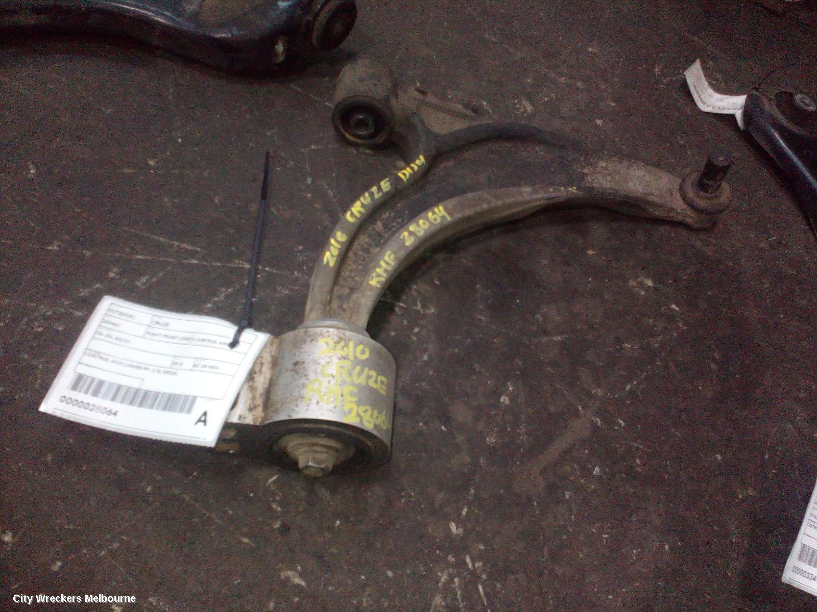 HOLDEN CRUZE 2010 Right Front Lower Control Arm