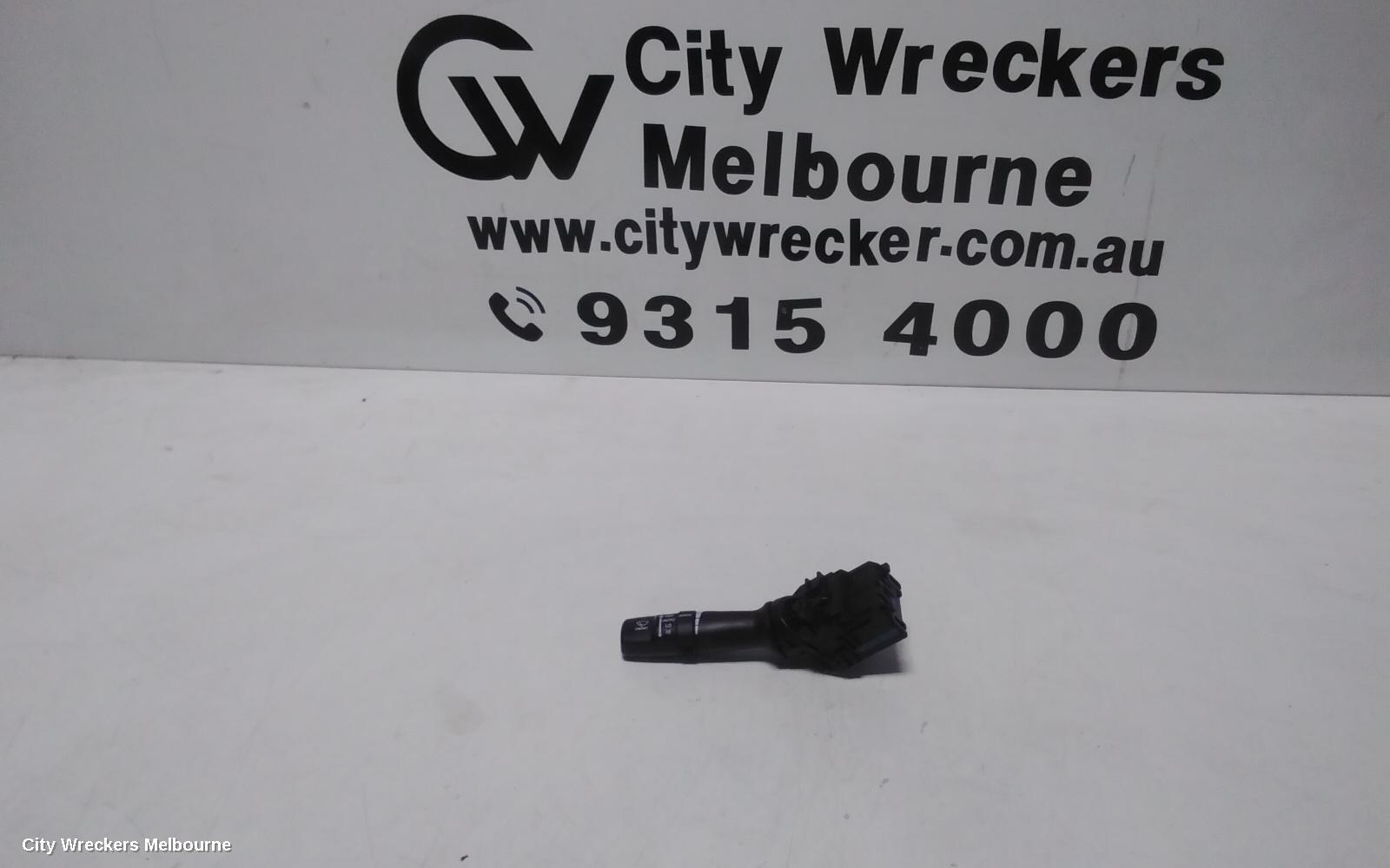 HYUNDAI I45 2011 Combination Switch