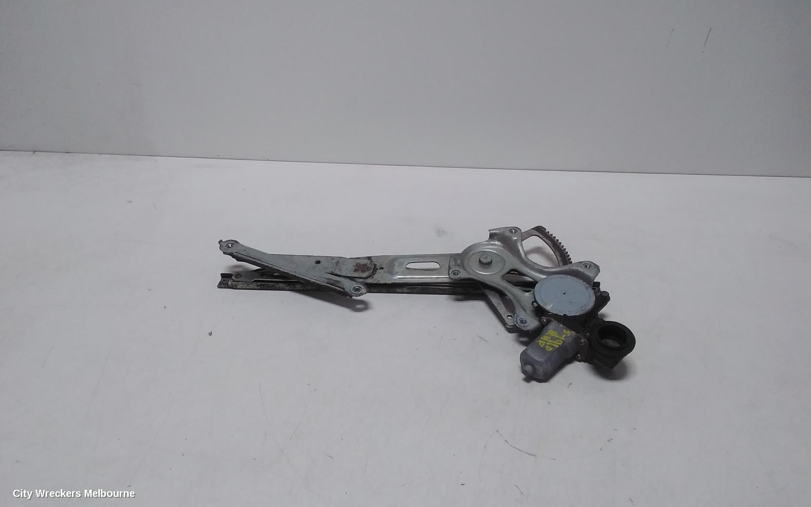 LEXUS IS250/IS250C 2007 Right Front Window Reg/Motor