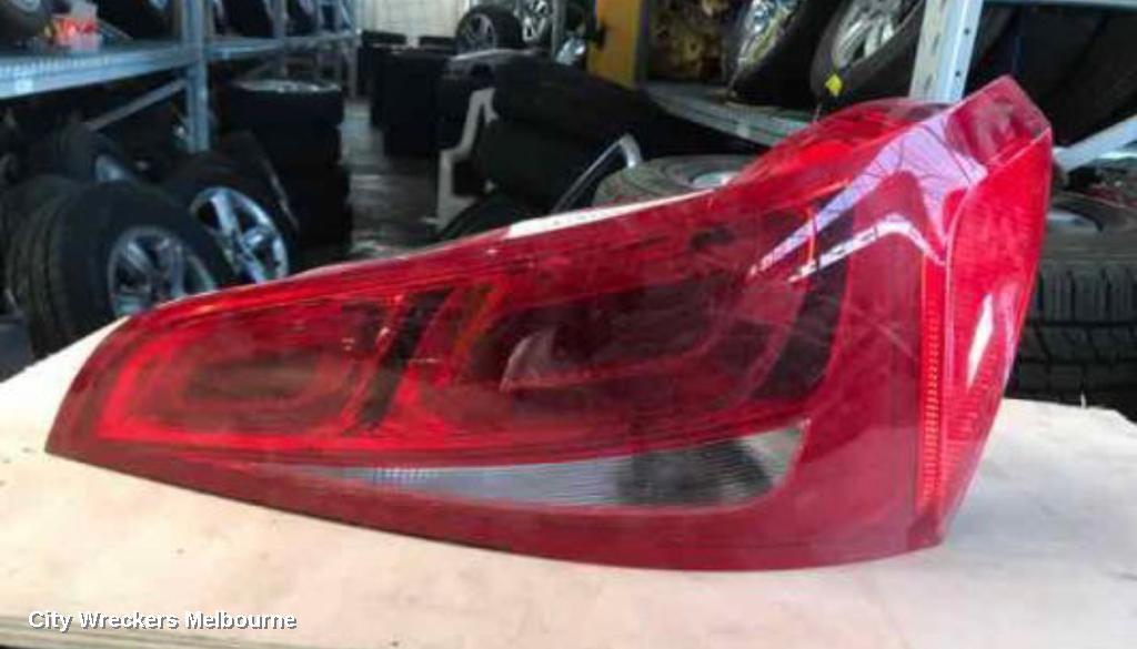 AUDI Q5 2010 Right Taillight