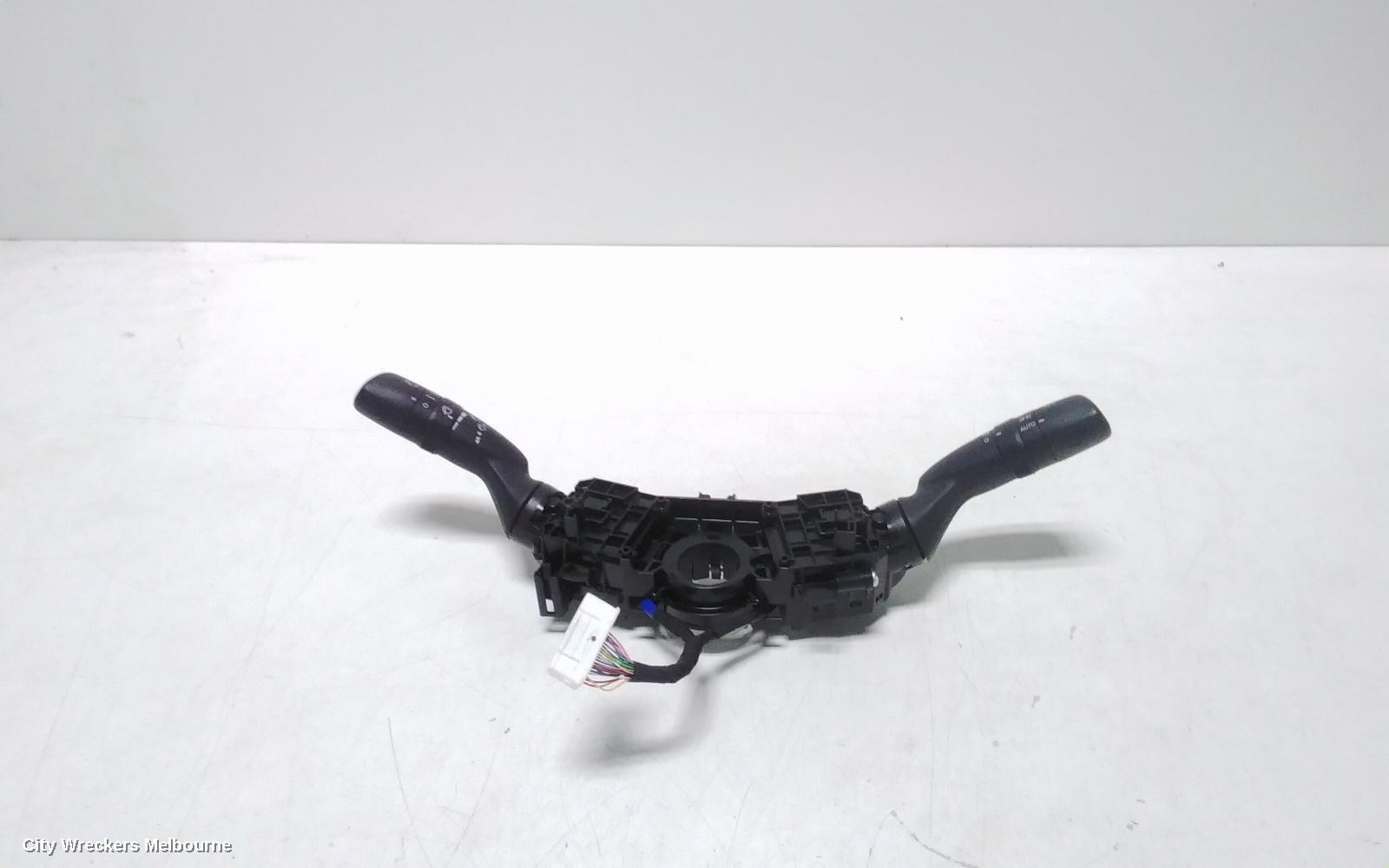 TOYOTA COROLLA 2019 Combination Switch