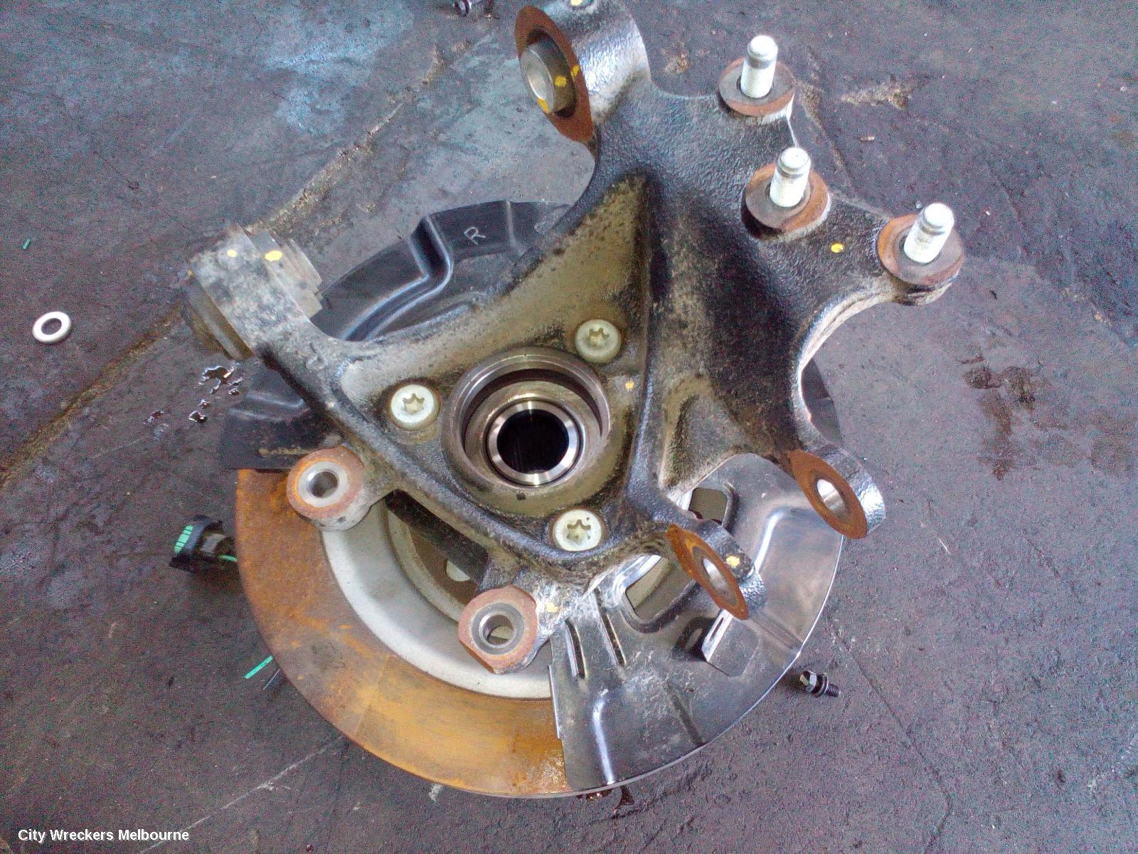 KIA SPORTAGE 2023 Right Rear Hub Assembly