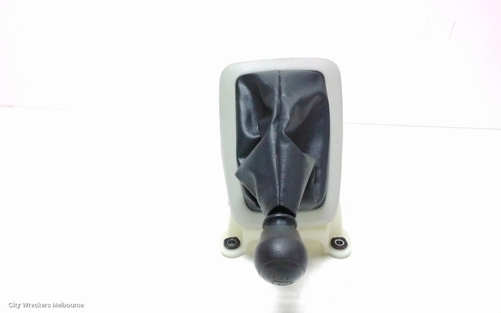 TOYOTA HIACE 2019 Gear Stick/Shifter