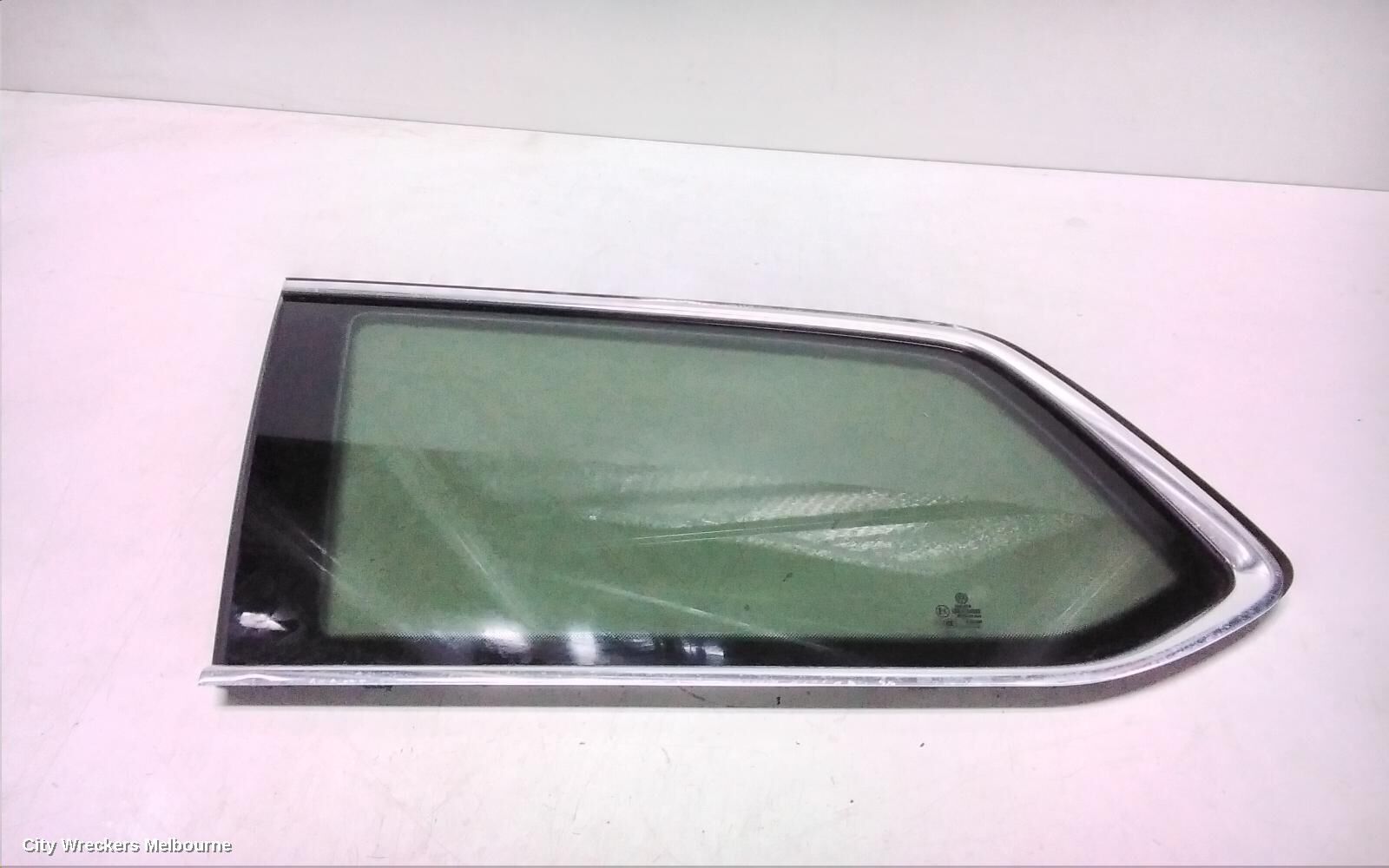 VOLKSWAGEN PASSAT 2016 Left Rear 1/4 Door Glass