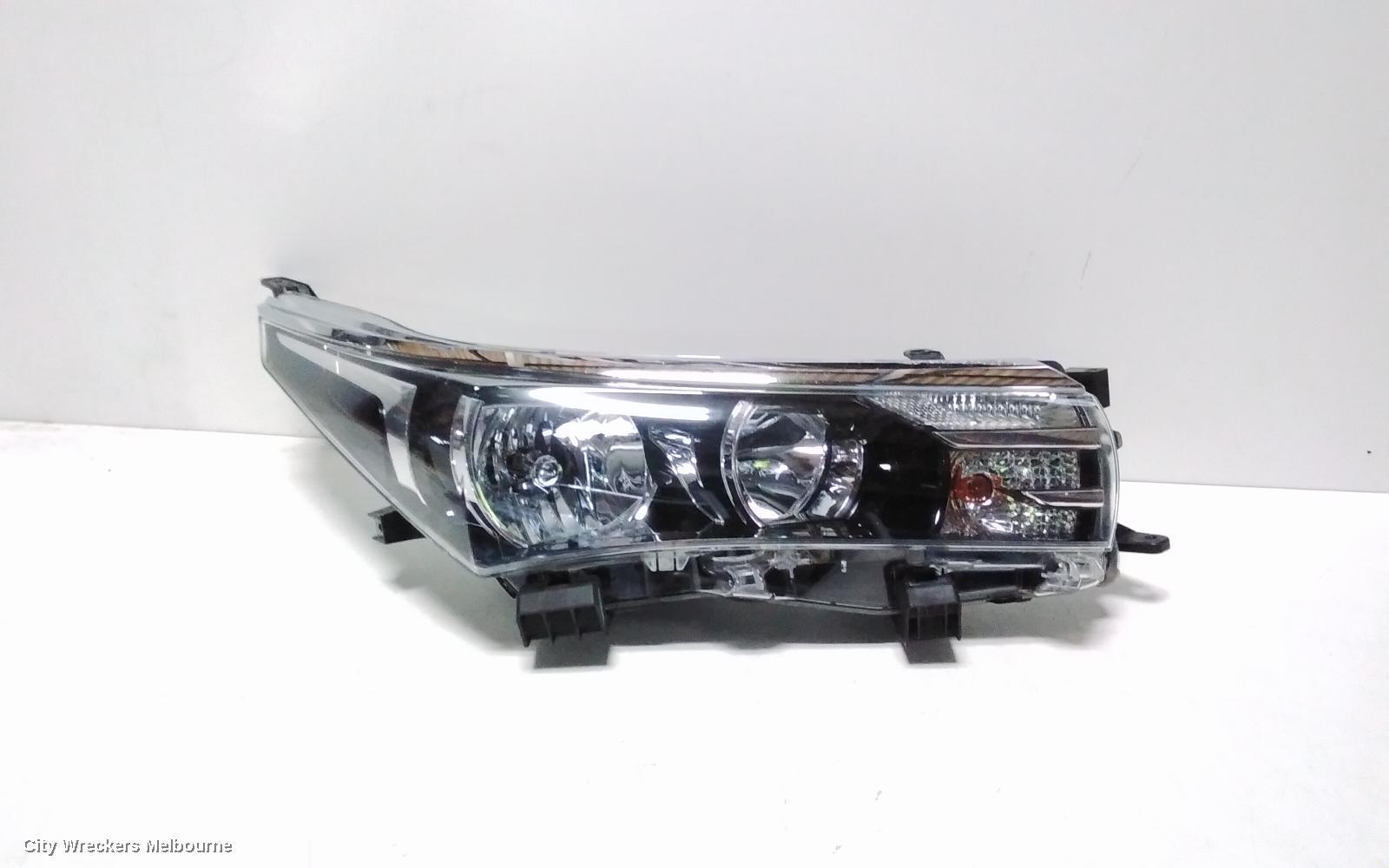 TOYOTA COROLLA 2014 Right Headlamp