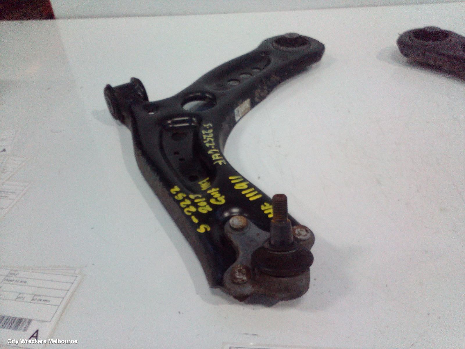 VOLKSWAGEN GOLF 2013 Left Front Lower Control Arm